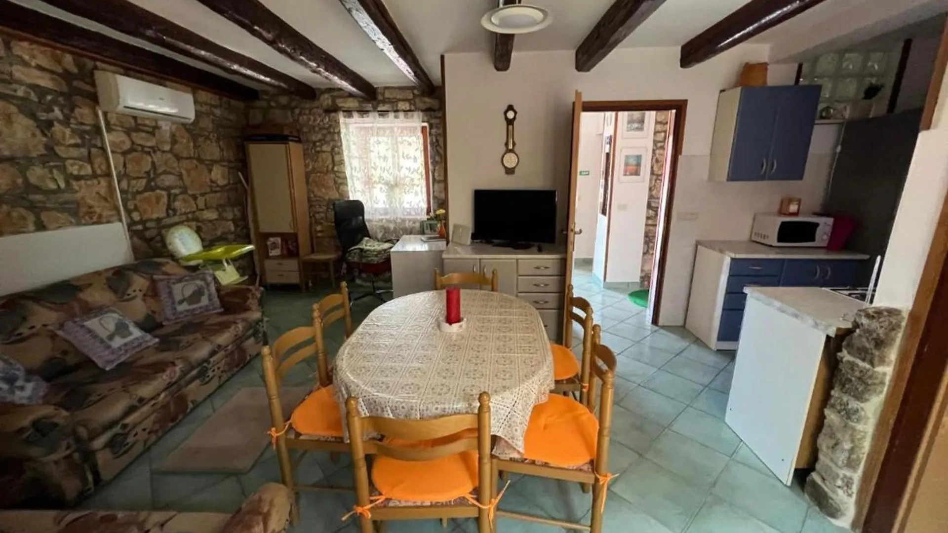 Charming Home With Pool In Barbariga Peroj